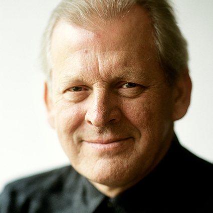 Headshot of Thomas Allen