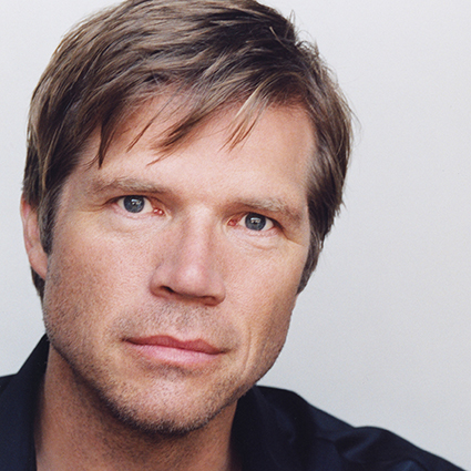 Headshot of Rod Gilfry