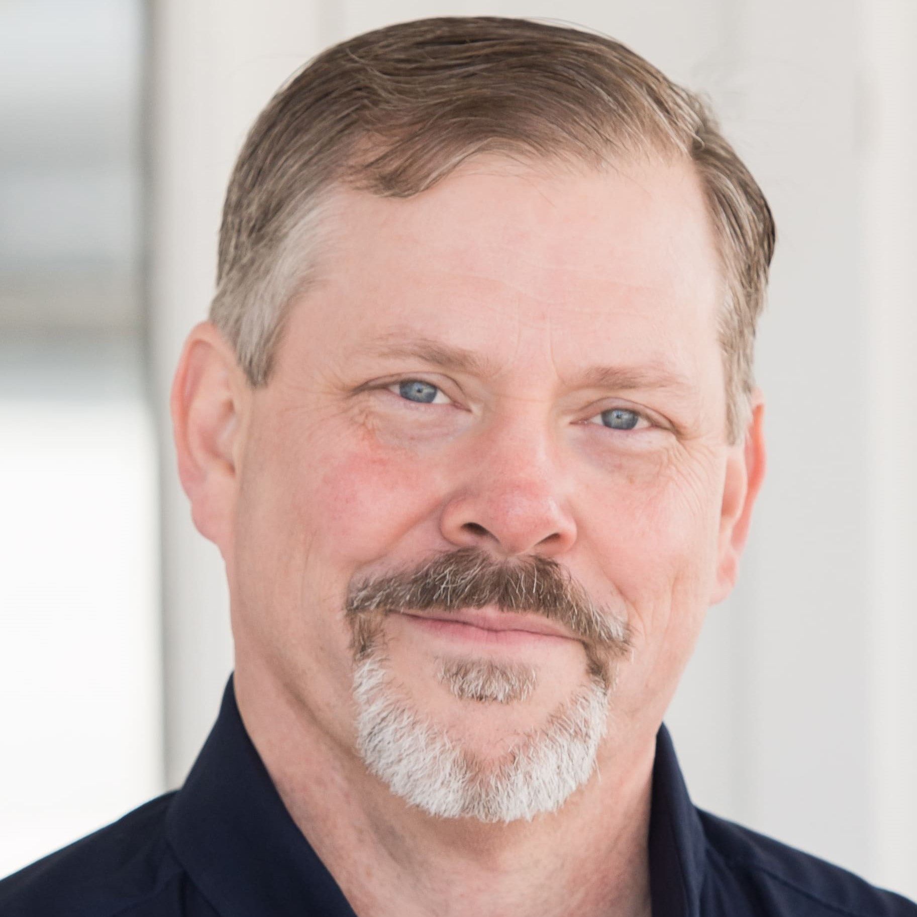 Headshot of  Malcolm MacKenzie