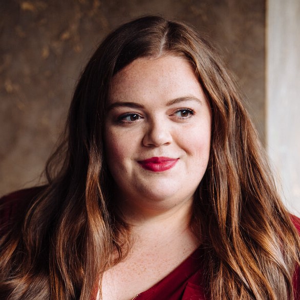 Headshot of Leia Lensing