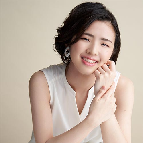 Headshot of Yuri Aoki