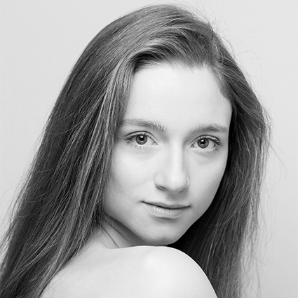 Headshot of Catherine Hurlin