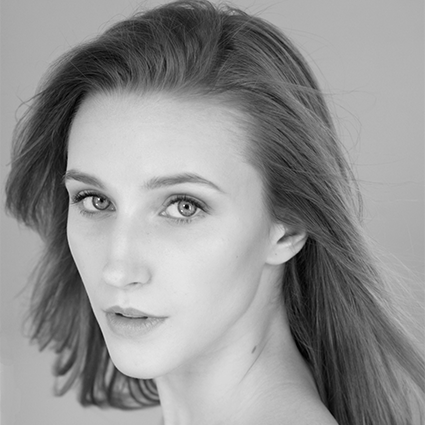 Headshot of Devon Teuscher