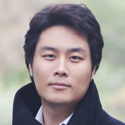 Headshot of Jeongcheol Cha