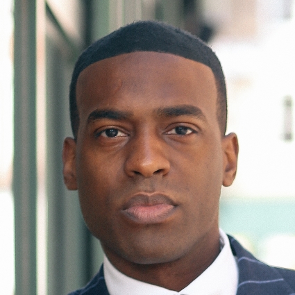 Headshot of Soloman Howard