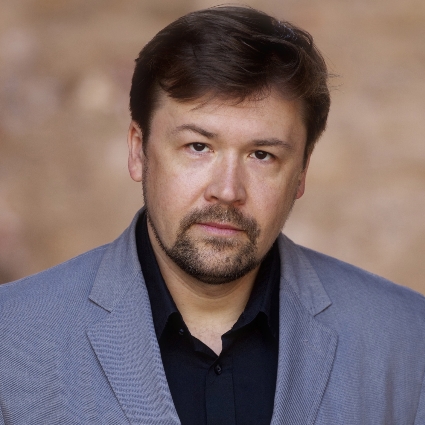 Headshot of Dimitry Ivashchenko