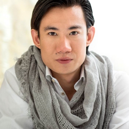 Headshot of Yunpeng Wang