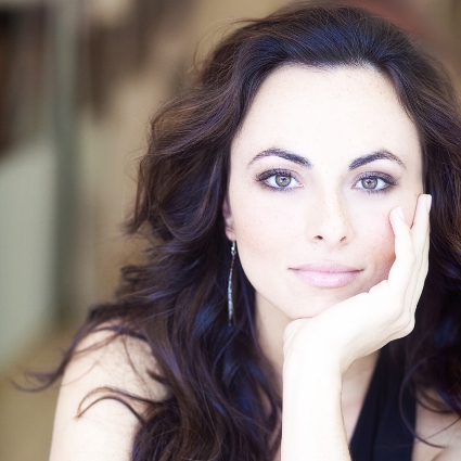 Headshot of Isabel Leonard