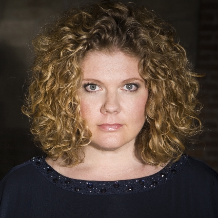 Headshot of Holli Harrison