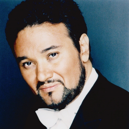 Headshot of Ramón Vargas