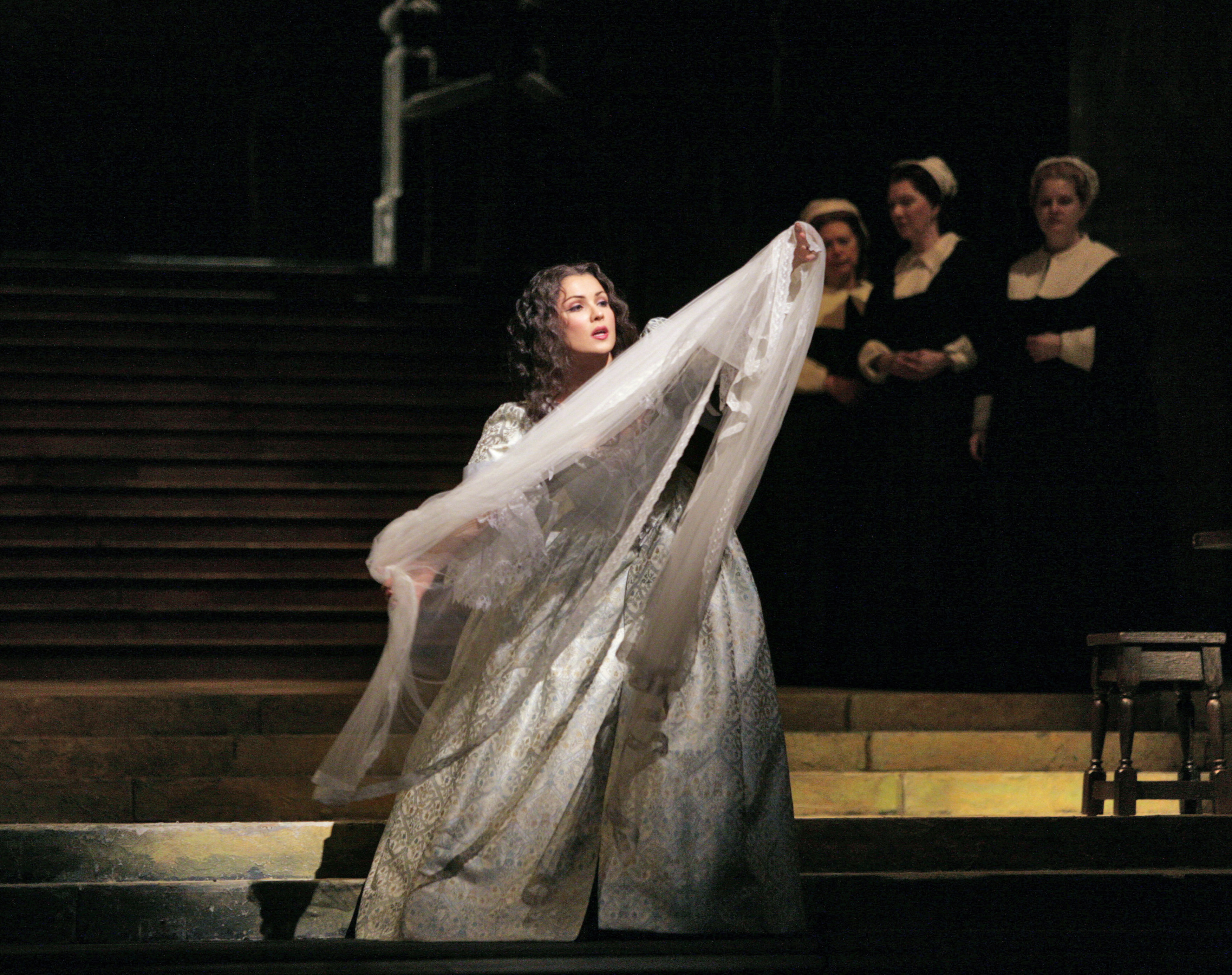 Netrebko as Elvira_6720.JPG
