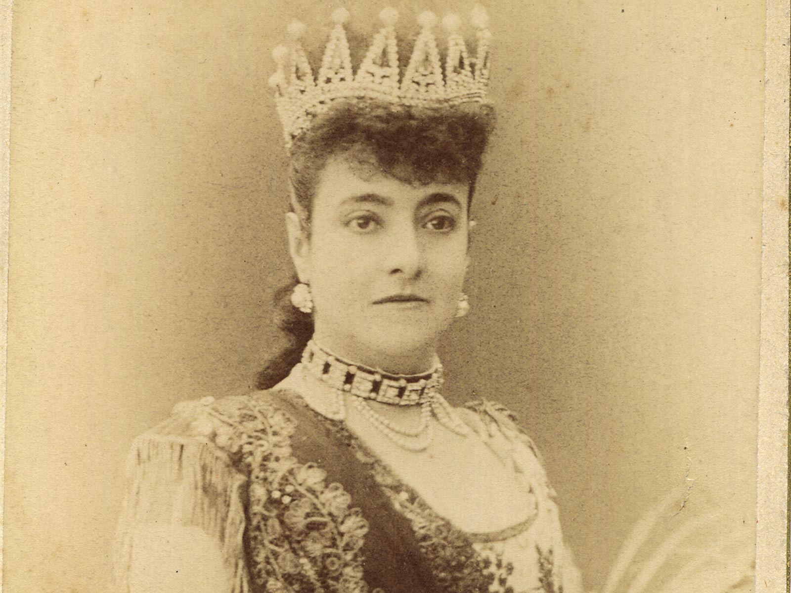 Patti, Adelina_Semiramide_title role.jpg