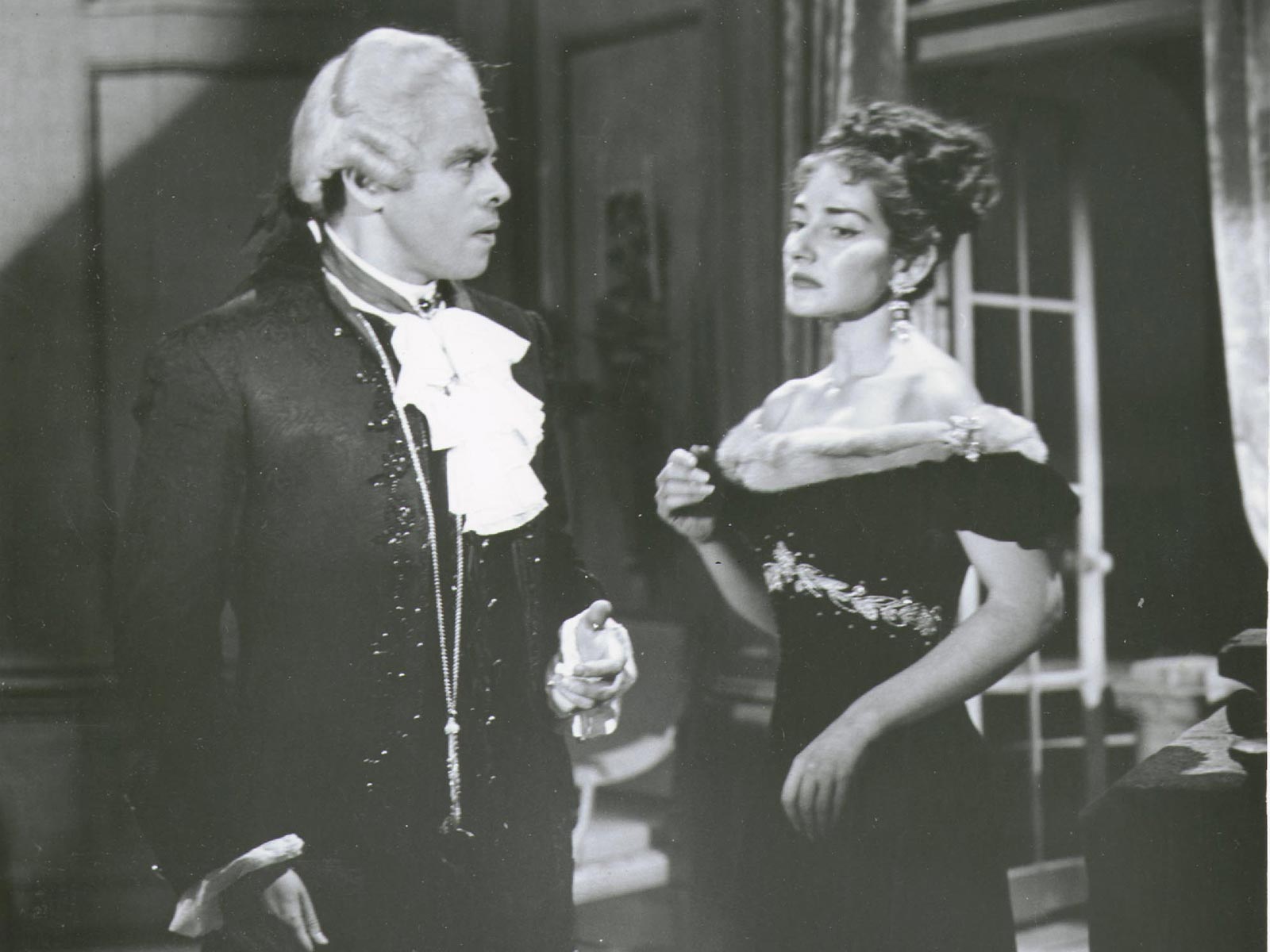 1956.11.25_Maria Callas and George London_Tosca Act II on Ed Sullivan.jpg