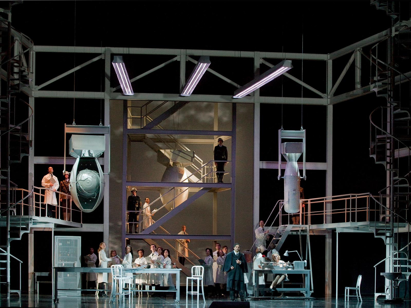 FAUST scene Act 1_0686a.jpg