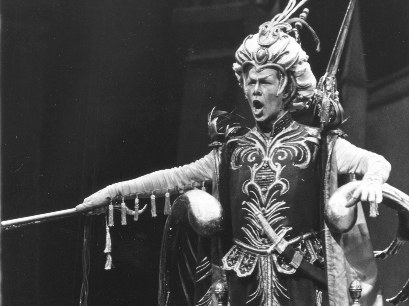 275180.Ramey, Sam as Argante in Rinaldo by Winnie Klotz.jpg