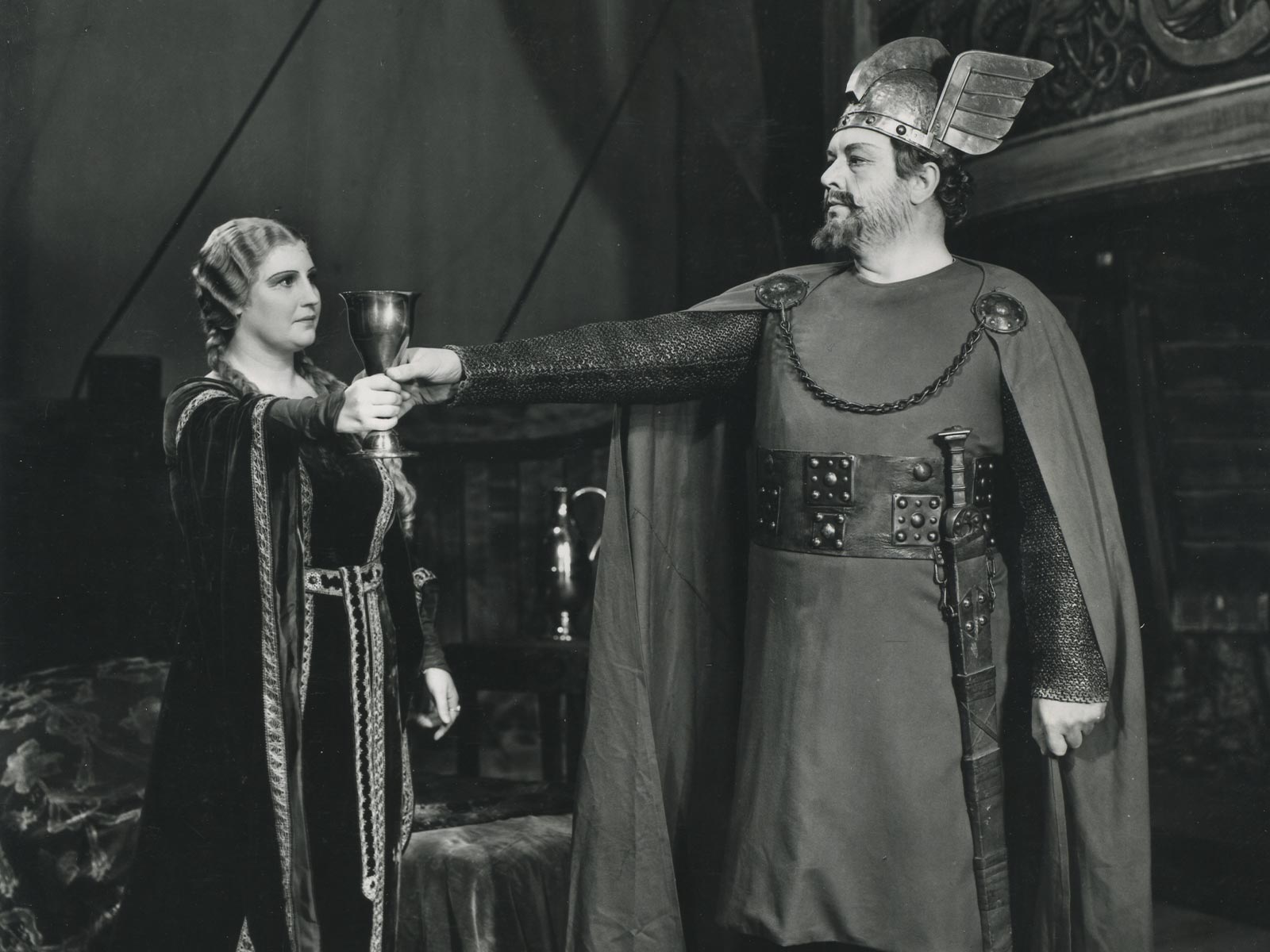 1935 Flagstad, Kirsten and Lauritz Melchior Tristan und Isolde.jpg